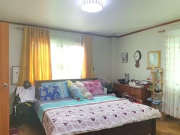 Baguio 5 Brm Single Detached Home, within a subdivision with 2 covered garage