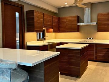 8 Bedroom 3-storey Brand New House and Lot with Swimming Pool for Sale in Merville Subdivision, Parañaque City