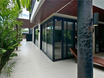 8 Bedroom 3-storey Brand New House and Lot with Swimming Pool for Sale in Merville Subdivision, Parañaque City