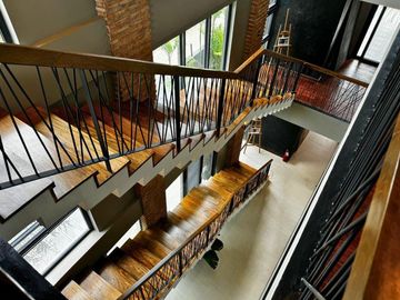 8 Bedroom 3-storey Brand New House and Lot with Swimming Pool for Sale in Merville Subdivision, Parañaque City