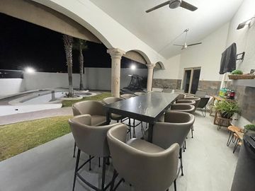 Residencia ÚNICA para Venta en Fraccionamiento Calle Valle Alto 6517, Lomas del Valle, de la Ciudad de Chihuahua.