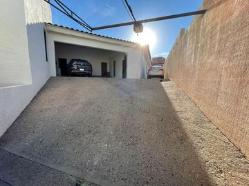 Residencia ÚNICA para Venta en Fraccionamiento Calle Valle Alto 6517, Lomas del Valle, de la Ciudad de Chihuahua.