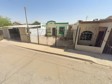 CASA EN VENTA EN VILLAS RESIDENCIAL DEL PRADO, MEXICALI, B.C.