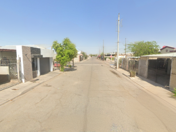 CASA EN VENTA EN VILLAS RESIDENCIAL DEL PRADO, MEXICALI, B.C.