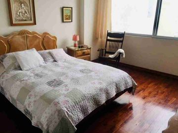 VENTA DEPARTAMENTO EN MIRAFLORES,PISO 4