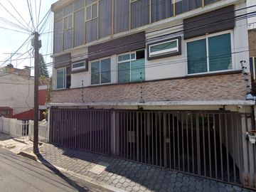 Venta de Amplio DEPARTAMENTO, Col. Jardines del Sur, Xochimilco.