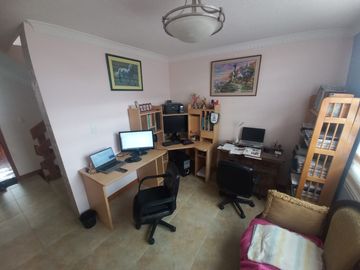 LINDA CASA DE OPORTUNIDAD A LA VENTA SECTOR ESPE DEL VALLE