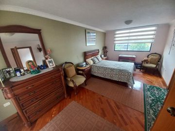 LINDA CASA DE OPORTUNIDAD A LA VENTA SECTOR ESPE DEL VALLE