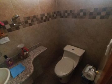 LINDA CASA DE OPORTUNIDAD A LA VENTA SECTOR ESPE DEL VALLE