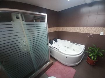 LINDA CASA DE OPORTUNIDAD A LA VENTA SECTOR ESPE DEL VALLE
