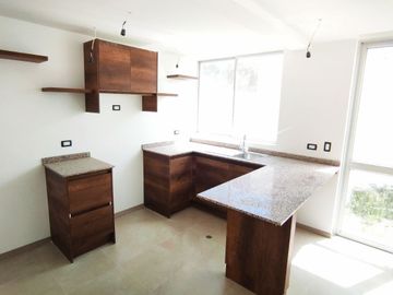 ✅VENTA DE HERMOSA CASA DOS PLANTAS CON PARQUEO FRONTAL - CRÉDITO VIP. BELLAVISTA DE CALDERON.