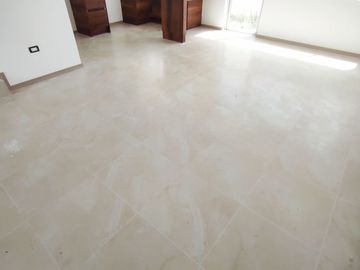 ✅VENTA DE HERMOSA CASA DOS PLANTAS CON PARQUEO FRONTAL - CRÉDITO VIP. BELLAVISTA DE CALDERON.