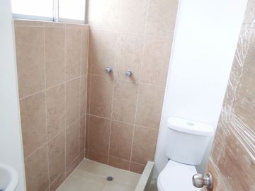 ✅VENTA DE HERMOSA CASA DOS PLANTAS CON PARQUEO FRONTAL - CRÉDITO VIP. BELLAVISTA DE CALDERON.