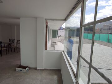 ✅ DE OFERTA POR APERTURA VENTA DE CASA 2 PLANTAS TRES DORMITORIOS CON TERRAZA - San Antonio de Pichincha.