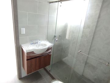 ✅ DE OFERTA POR APERTURA VENTA DE CASA 2 PLANTAS TRES DORMITORIOS CON TERRAZA - San Antonio de Pichincha.