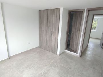 ✅ DE OFERTA POR APERTURA VENTA DE CASA 2 PLANTAS TRES DORMITORIOS CON TERRAZA - San Antonio de Pichincha.