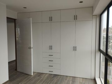 VENDO DEPARTAMENTO DE ESTRENO CON COCHERA – SURCO