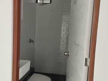 VENDO DEPARTAMENTO DE ESTRENO CON COCHERA – SURCO