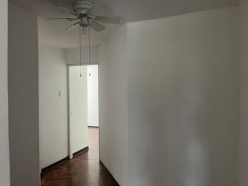 Se vende amplio e impecable departamento en Aurora Miraflores