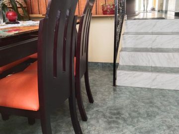 EN VENTA ESPECTACULAR CASA.