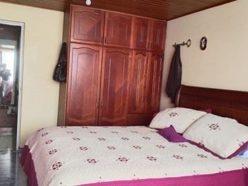 EN VENTA ESPECTACULAR CASA.