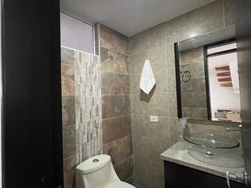 EN VENTA SENSACIONAL CASA MODERNA