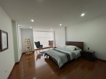 EN VENTA SENSACIONAL CASA MODERNA