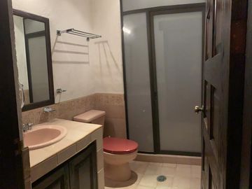 CASA CON VISTA AL CAMPO DE GOLF EN CERRADA SAN ANTONIO