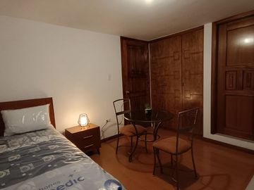 VENDO CASA RENTERA 100% RENTADA (8% DE RENTABILIDAD ANUAL)