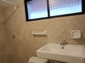 VENDO CASA RENTERA 100% RENTADA (8% DE RENTABILIDAD ANUAL)