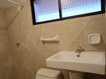 VENDO CASA RENTERA 100% RENTADA (8% DE RENTABILIDAD ANUAL)