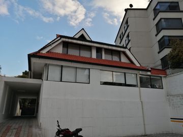 VENDO CASA RENTERA 100% RENTADA (8% DE RENTABILIDAD ANUAL)