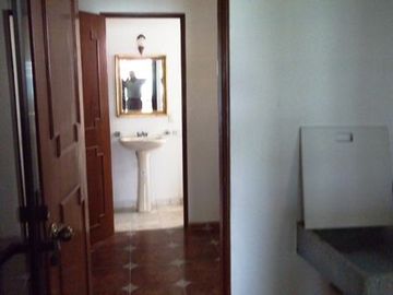 CASA EN SAN GIL CON VISTA PANORÁMICA AL LAGO EN CERRADA SAN FERNANDO
