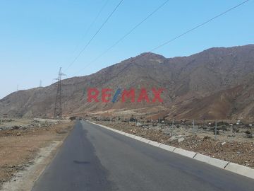 Vendo Terreno 4400 M2 En Pista Km 7 Quirihuac En Posesión