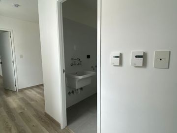 HERMOSO PROYECTO EN MIRAFLORES - ENTREGA INMEDIATA