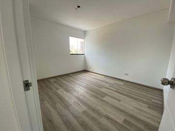 HERMOSO PROYECTO EN MIRAFLORES - ENTREGA INMEDIATA