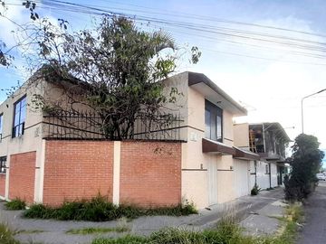 CASA EN VENTA ESQUINA SAN MANUEL