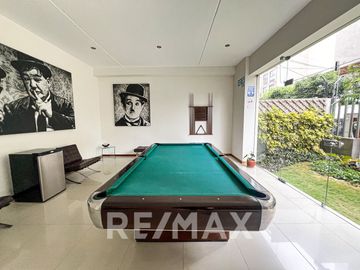 Vendo Duplex En La Cuadra Nueve De La Avenida Pardo (doble vista, esquina)