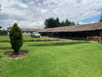 Venta de terreno de 9.5 hectáreas en el sector Valle de los Chillos Cashapamba