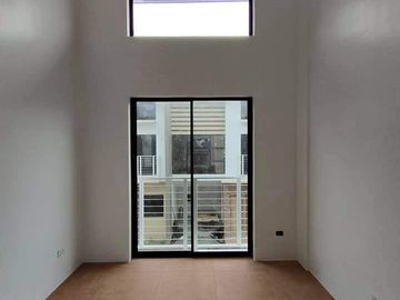 4 Bedroom Townhouse for Sale in Talamban Cebu City