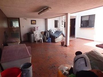 AMPLIA CASA EN LINDAVISTA