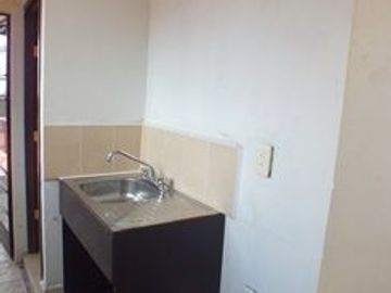 AMPLIA CASA EN LINDAVISTA