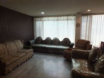 AMPLIA CASA EN LINDAVISTA