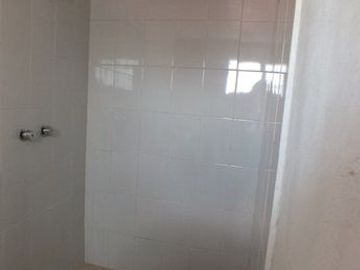 AMPLIA CASA EN LINDAVISTA