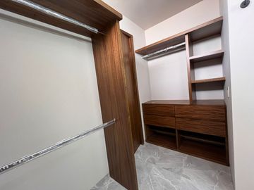 CASA EN VENTA EN VALLE IMPERIAL ZAPOPAN