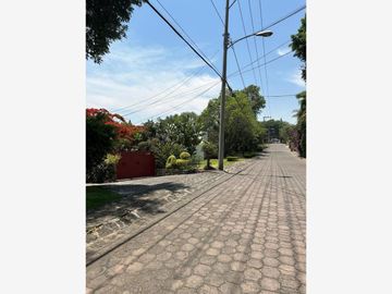 CASA EN AGRADABLE CONDOMINIO HORIZONTAL EN FRACCIONAMIENTO ZONA NORTE DE CUERNAVACA