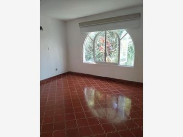 CASA EN AGRADABLE CONDOMINIO HORIZONTAL EN FRACCIONAMIENTO ZONA NORTE DE CUERNAVACA