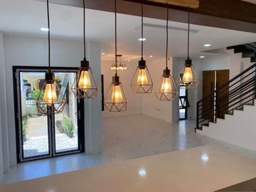 6-Bedroom House and Lot for sale in South Forbes Villas