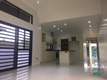 4 BEDROOM FOR SALE IN SAN FERNANDO, PAMPANGA