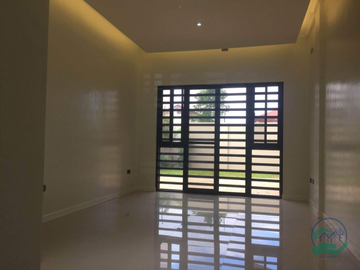 4 BEDROOM FOR SALE IN SAN FERNANDO, PAMPANGA